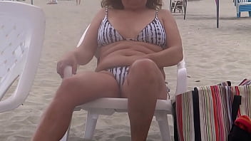 I Cum In My Stepmom' Pussy, She Puts On A Bikini And Goes Out To The Beach To Show Off