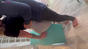 Loira Safada Deu Um Rol_ No Shopping, Foi Mimada Com Presentinho E Retribuiu Com A Bucetinha Bem Gostosa Pro Assinante Sortudo - Parte 1 - Aline Novak