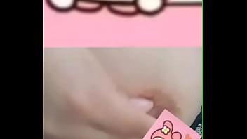 Perra Se Manosea Las Tetas