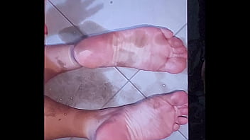 Pasticcioni' Feet Cum Tribute
