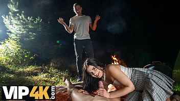 Hunt4k. Teen Chloe Heart Was Seduced And Her Tight Pussy Was Fucked In Public In Front Of Her Bf