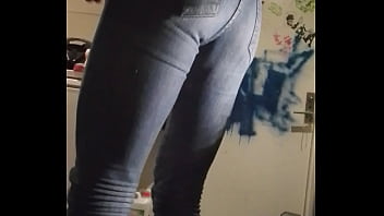 Creaming In Tight Jeans