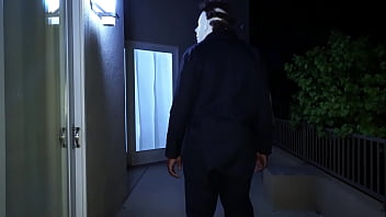 Taming The Beast Mike Is In The House