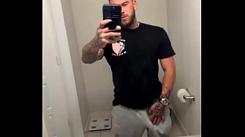 I Made It So Only People Within In A 15 Mile Radius Of Me Can See This Post And Comment _hi_