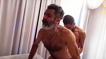 Eletricista Me Enrabou Gostoso E Socou Sua Rolona Grande Ate O Talo Dentro De Mim