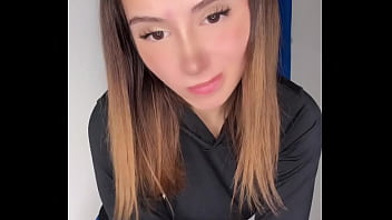 Use One Emoji To Describe My Booty.