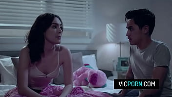 Cute Teen Freya Parker Fuck With Her Stepsister' Boyfriend