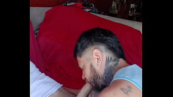 Mi Novio Juanito Me La Chupa