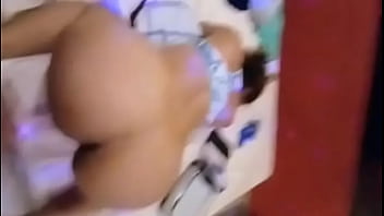 Esposa Rabuda De Quatro