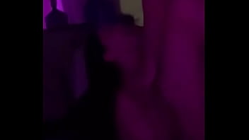 Mi Mejor Amigo Le Frota La Verga Por La Cara A Zorrita De Mi Novia