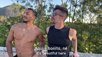 Conheci Meu Vizinho Novo Gostoso E Levei Para Meu O Apartamento.