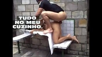 Arrombando O Cuzinho Da Esposa Com