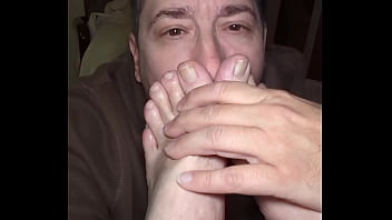 I Scored Some Very Smelly Senior Citizen Feet In Glenolden Pennsylvania