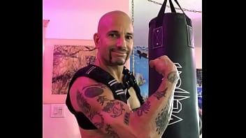 Ripped Body Pornstar Maxxx Loadz