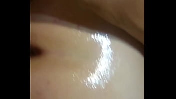 En Cuatro Con Tremenda Cola Llena De Aceite