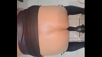 Montando De A Perrito