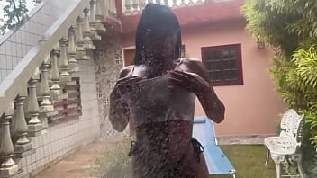 Ganhei O Concurso Da Camiseta Molhada Do Amor