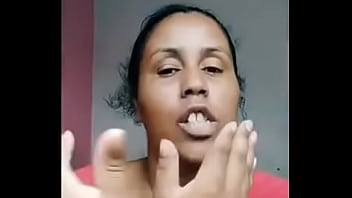 Mulher Explica Sobre Os Planetas