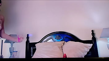 Hard Body Grinding In Bed