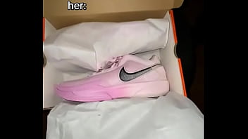 Mi Madrastra Me Manda Un Video Muy Caliente