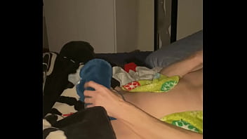 Je Visite Mes Parents Là Nuit Je Me Masturbe