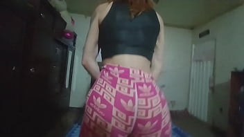 Culo Transexual Pantalon Roto