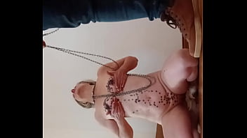 2024 12 20 Esclave F séance humiliations et uro