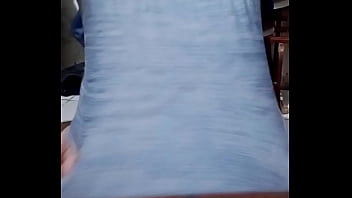 Macho Rabudo Exibe A Raba A Pedido Da Amiga Lesbica Que Chupa O Cu Dele