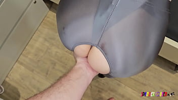 Spandexqueen Sucks Dick, Comes Twice And Drains His Balls On Her Gray Spandex Body