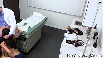 Nurse Jasmine Wilde Prepares Babe Tommy King For A Threesome With Dr Mike Mancini