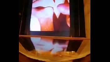 Dein Tribut Mit Dem Sperma Auf Den Füßen Fireglow...