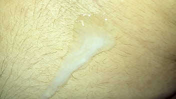 Sau những cơn khoái lạc và sự hoá lỏng của tinh trùng, đó là hiện tượng sinh học rất bình thường ở nam giới mà rất ít người có thể thấy được