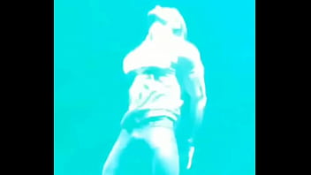 Safado Dançando De Pau Duro