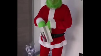 When Mr Grinch Is Left Alone...