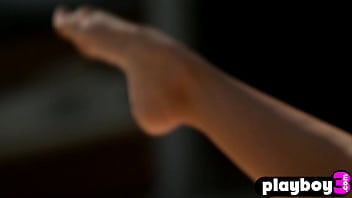 Big Tits Milf Posed And Showed Nice Ass And Sexy Babe Enjoyed Hot Posing