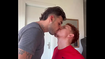 Meu Vizinho Novo Me Viu Pela Janela E Perguntou Se Podia Vir Meter @01foguinho Pt01