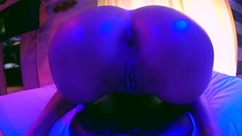 James Can_t Resist The Charms Of His Stepdaughter Sophia' Ass