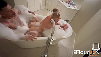 Bubble Bath Time With Veronica Cruz And Dexxx Blue