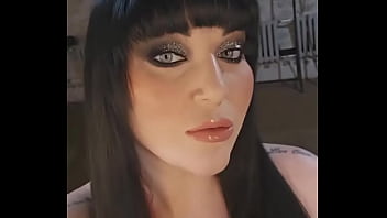 Camera Ready Glitter For The Win Warehouse X