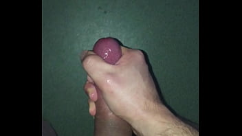 Grosse éjac - cumshot, cum, masturbation, solo, masturbate, big-cock, big-dick, soloboy - Video 11643