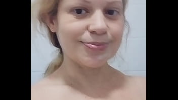 Ele Todo Tarado No Hospital Gostou Na Minha Boca E Eu Me Masturbei Gostoso Pra Vcs No Banheiro