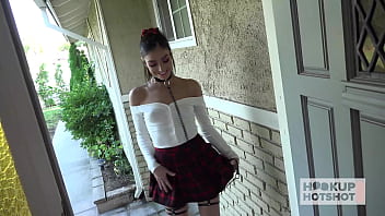 Kinky Beauty Emily Willis Is Getting A Facial _ Some Gold Rain!