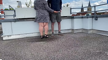 No Matter How Hard The Plump Mother-in-law Tried, Pissing Splashed All Over Her Legs