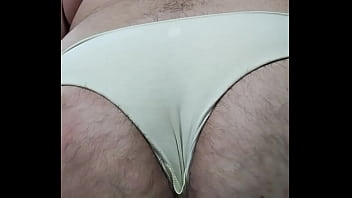 Nalgueandome Y Mostrando Mis Pechos De Gordo