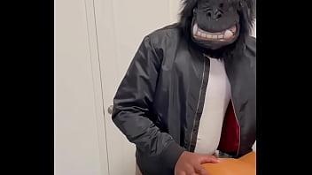 Bobby Gorilla Finds 80 Pound Ass