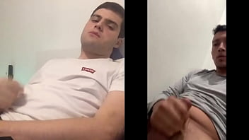 Guillermo Y Sergio Se Corren