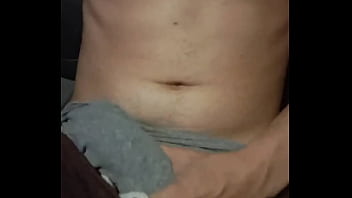 Novinho Gozando Bastante - cumshot, cum, teen, handjob, natural, solo, close, big-cock, big-dick, curitiba, punheta, gozando, s - Video 1838