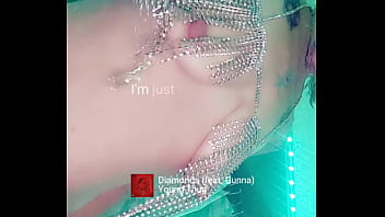 Diamonds Are A Girls Bf