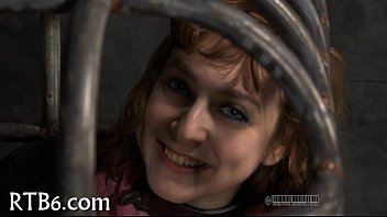 Upside Down Honey Gives Blowjob