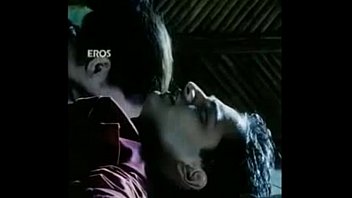 Wife Of Sanjay Dutt Manyata Smooch Clip.(hd) - Youtube